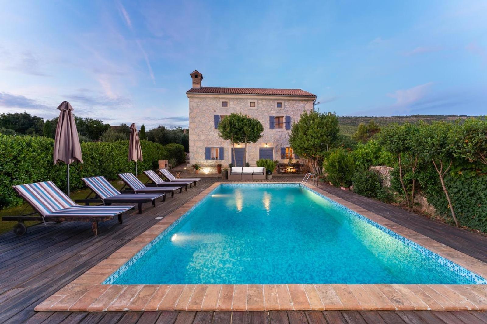 Villa Lauriana Diminići 外观 照片